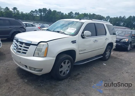 2007 Cadillac Escalade Standard from USA, damaged, VIN 1GYFK63857R369977